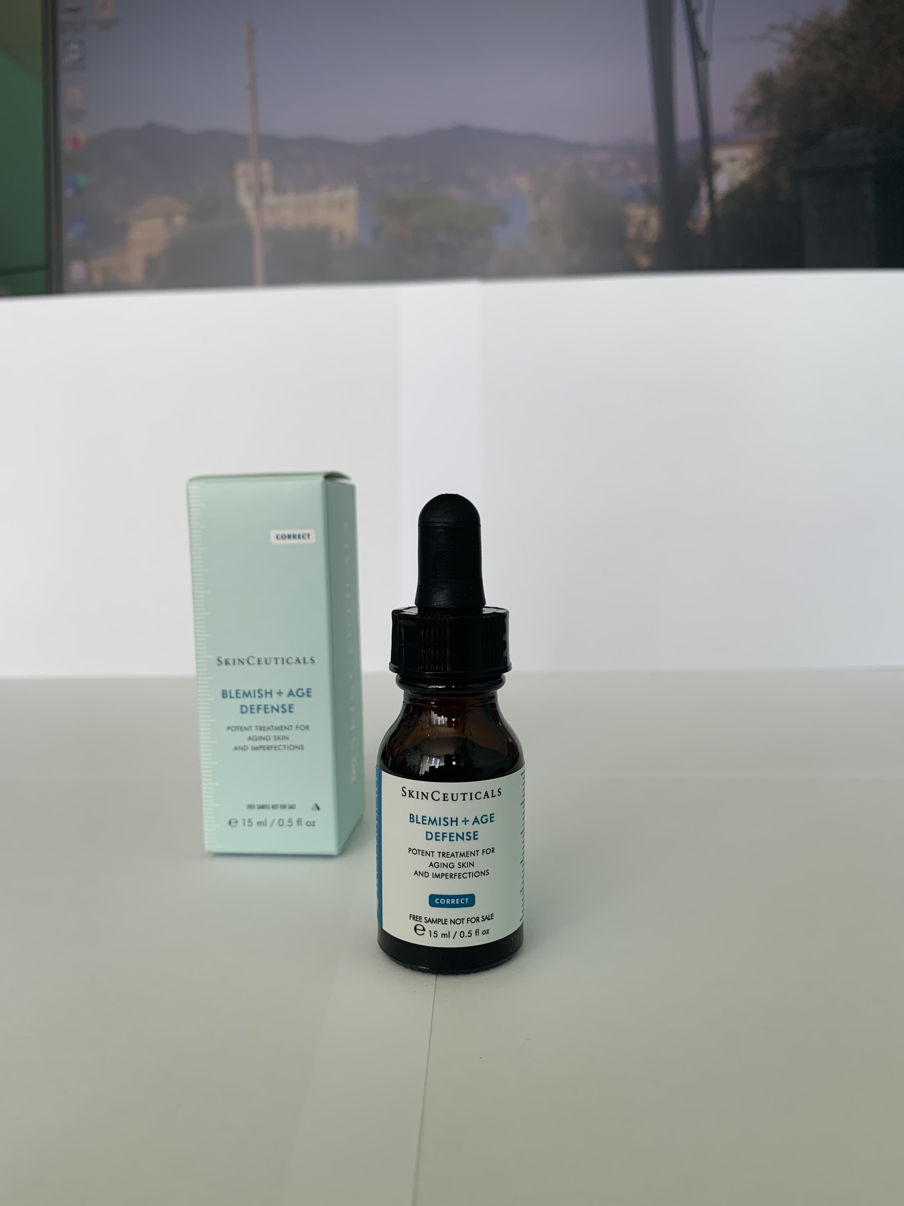Skinceuticals сыворотка blemish age defense. Скин сьютикалс blemish&age defense. Blemish age defense сыворотка. Блемиш сыворотка скин сьютикалс. Скин сьютикалс blemish&age defense.