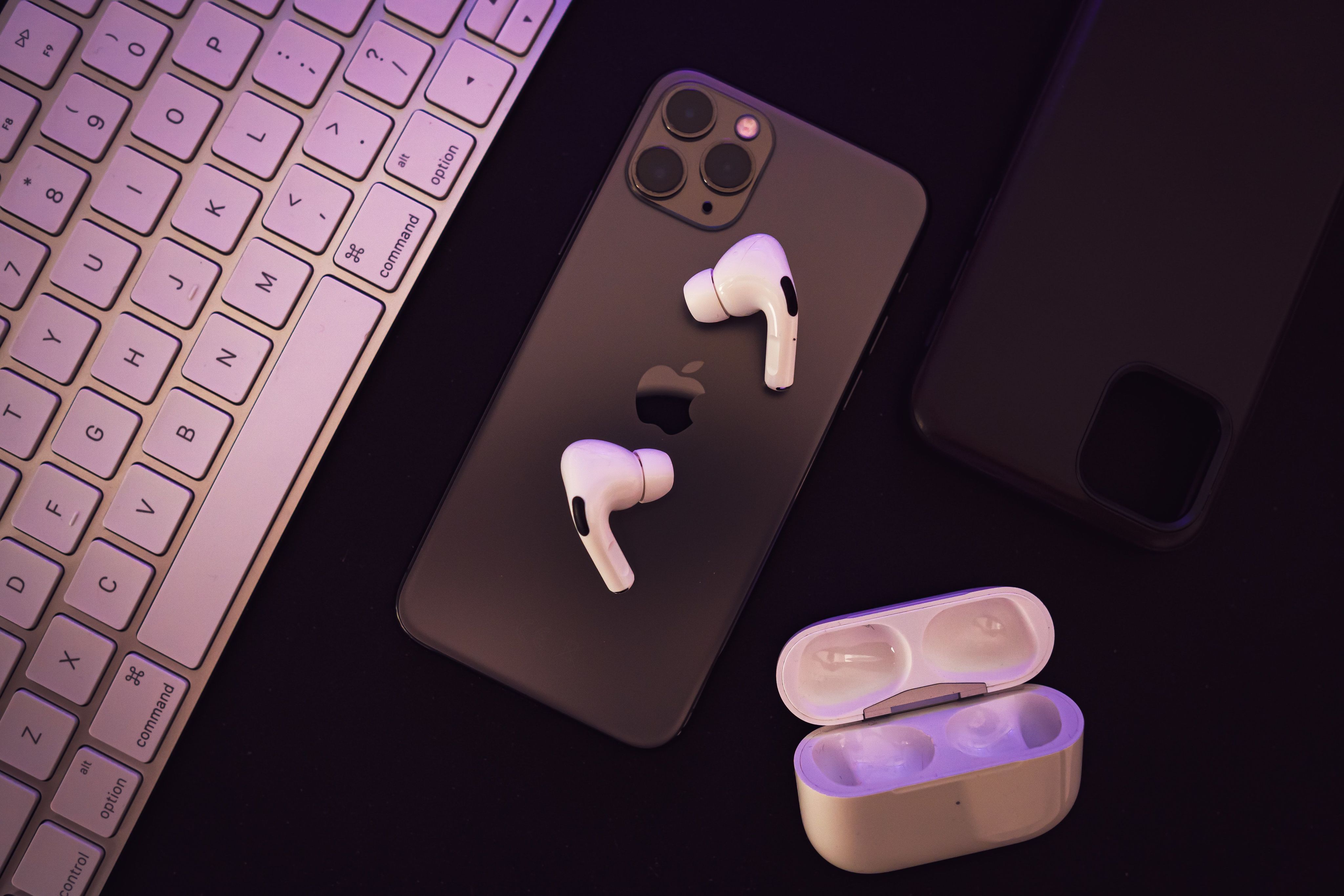 Наушники apple pro 2. Apple AIRPODS Pro 2022. AIRPODS Pro 2. Apple Earpods Pro 2. Apple AIRPODS Pro 2020.