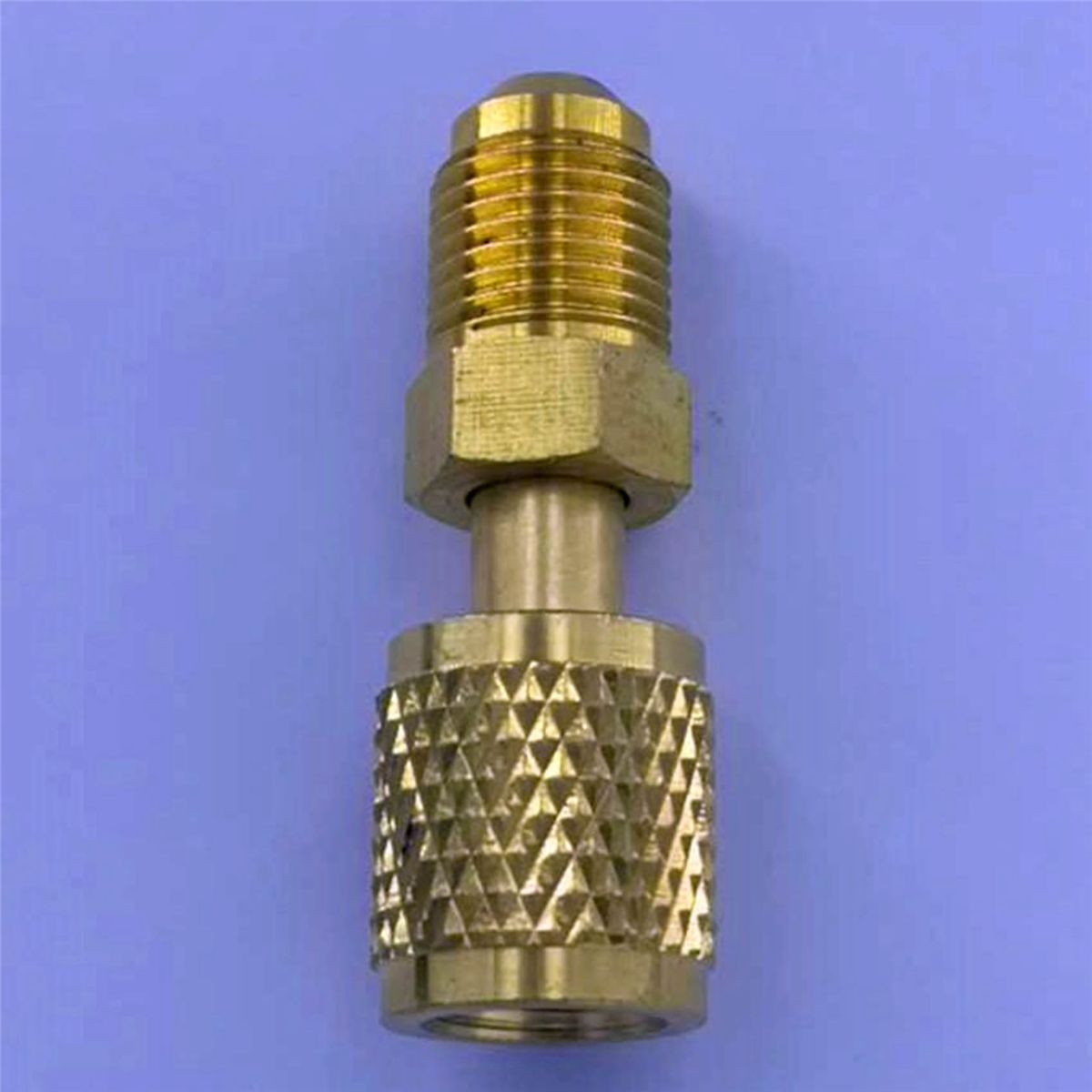 Переходник ad87. Переходник r22 на r410. Переходник с 22 на 410 фреон. Переходник на 410 фреон. Переходник ad89 (1/4 m (наружняя) х 1/4 f (внутренняя)).