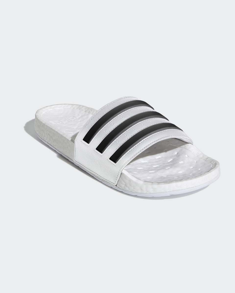 Шлепанцы adidas Adilette Boost — купить в интернет-магазине OZON с ...