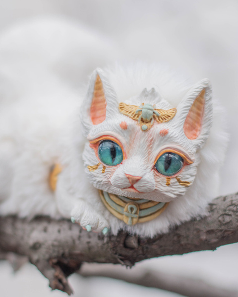 Кошка-бастет белая. Игрушка авторская, ручная работа, шарнирная купить ...