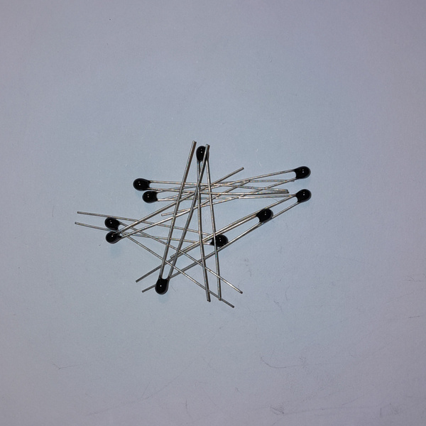 Термистор NTC MF52 3K 3950 . Терморезистор на 3 кОм +/-5% - купить с ...