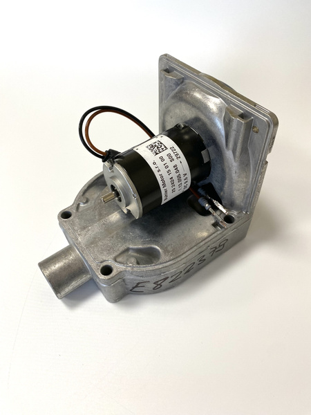 Нагнетатель воздуха в камеру сгорания 12V HYDRONIC 2, в комплекте с ...