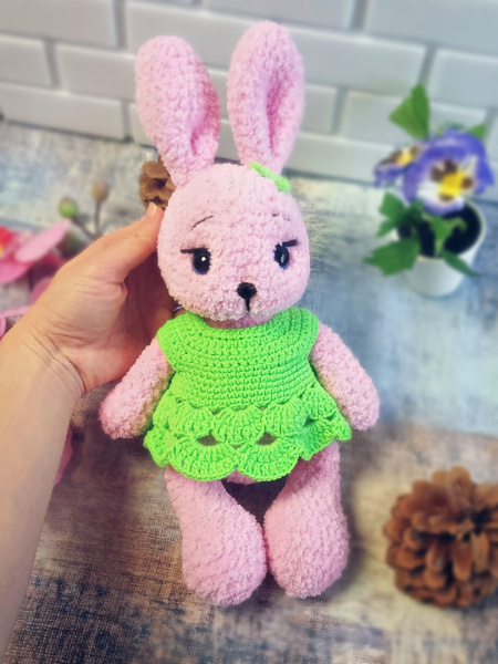 Вязаный Зайчик в платье - мягкая игрушка из плюшевой пряжи. Вязаный ...