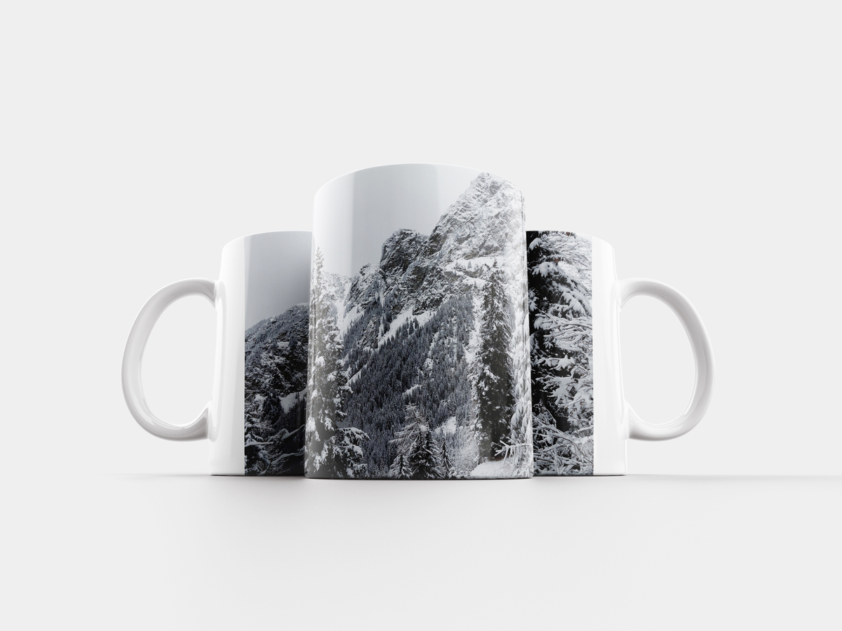 кружка барсук. посуда forest tale кружки. кружка зимний лес. кружка зимний лес. кружка белочка.