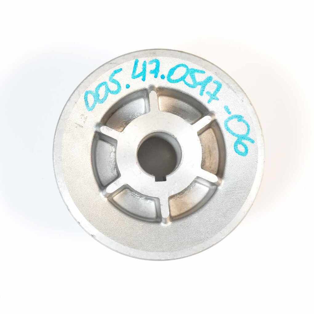 Центробежная муфта виброплите мп15 179 4,7. 4 мм. Вал 25. Вал 25. 4 мм.