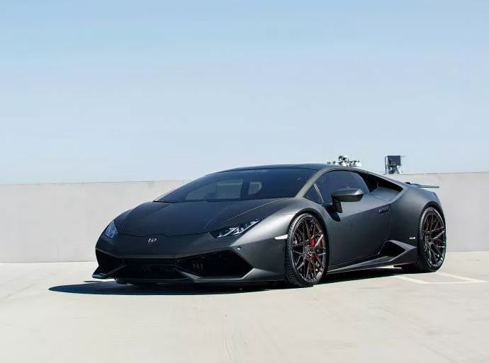 Lamborghini Huracan LP 610 4 черный