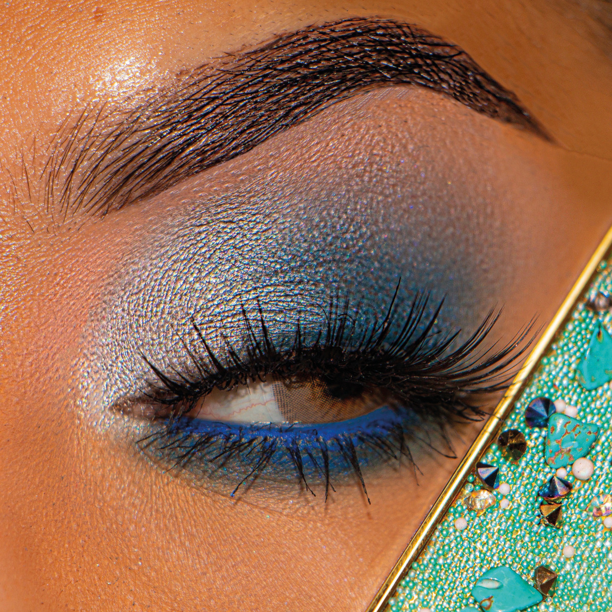 Ultimate eye look palettes. Make up Revolution Ocean Treasure макияж. Make up Revolution Ocean Treasure.