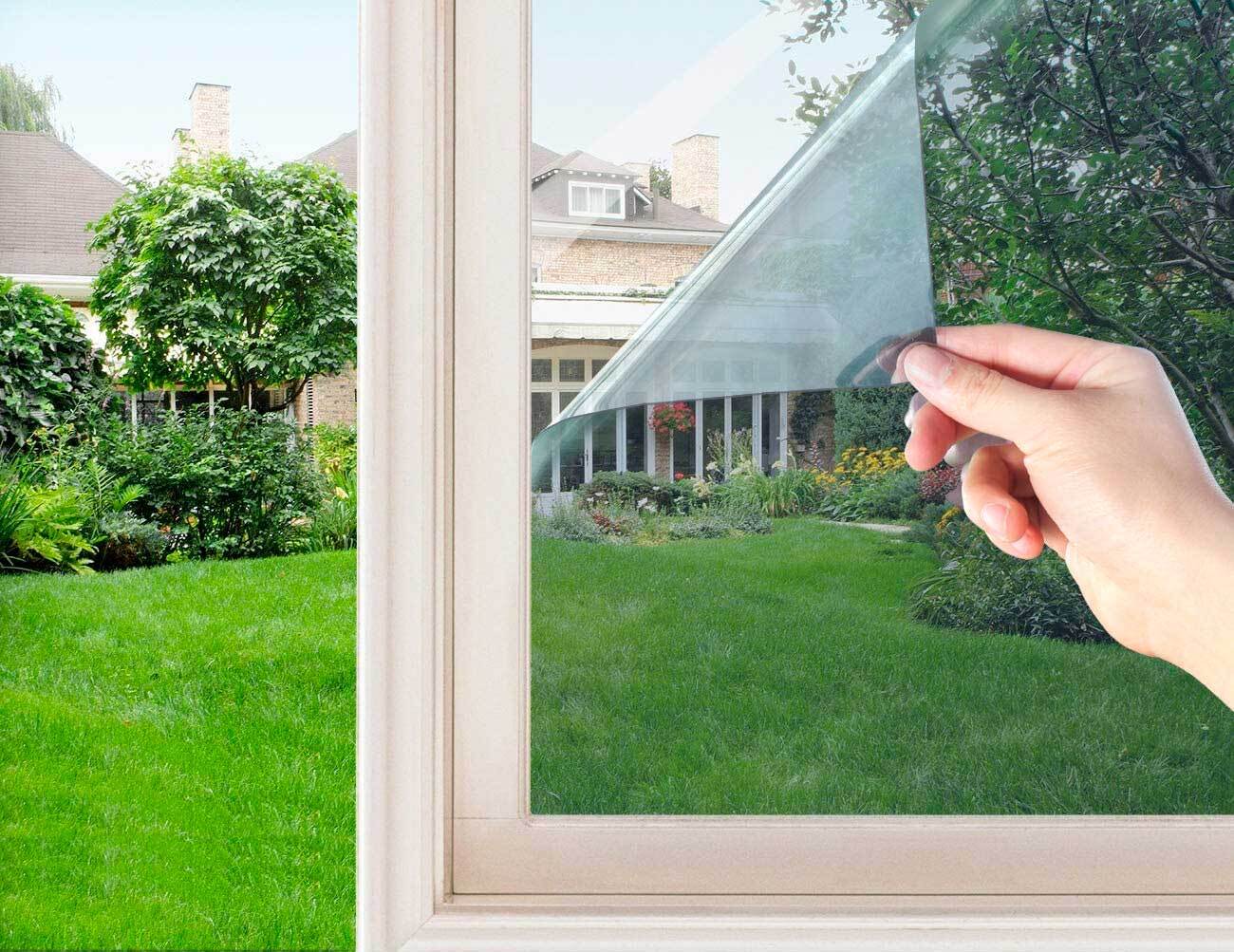 Солнцезащитная пленка (штора) 60см*3м komfi/adm, арт. Ударопрочная пленка atlantics safety transparent film 2 mil 1,52*30 clear. Пленка солнцезащитная зеркальная для окон 60х300см. Прозрачная светоотражающая пленка. Отражающая солнечный свет пленка.