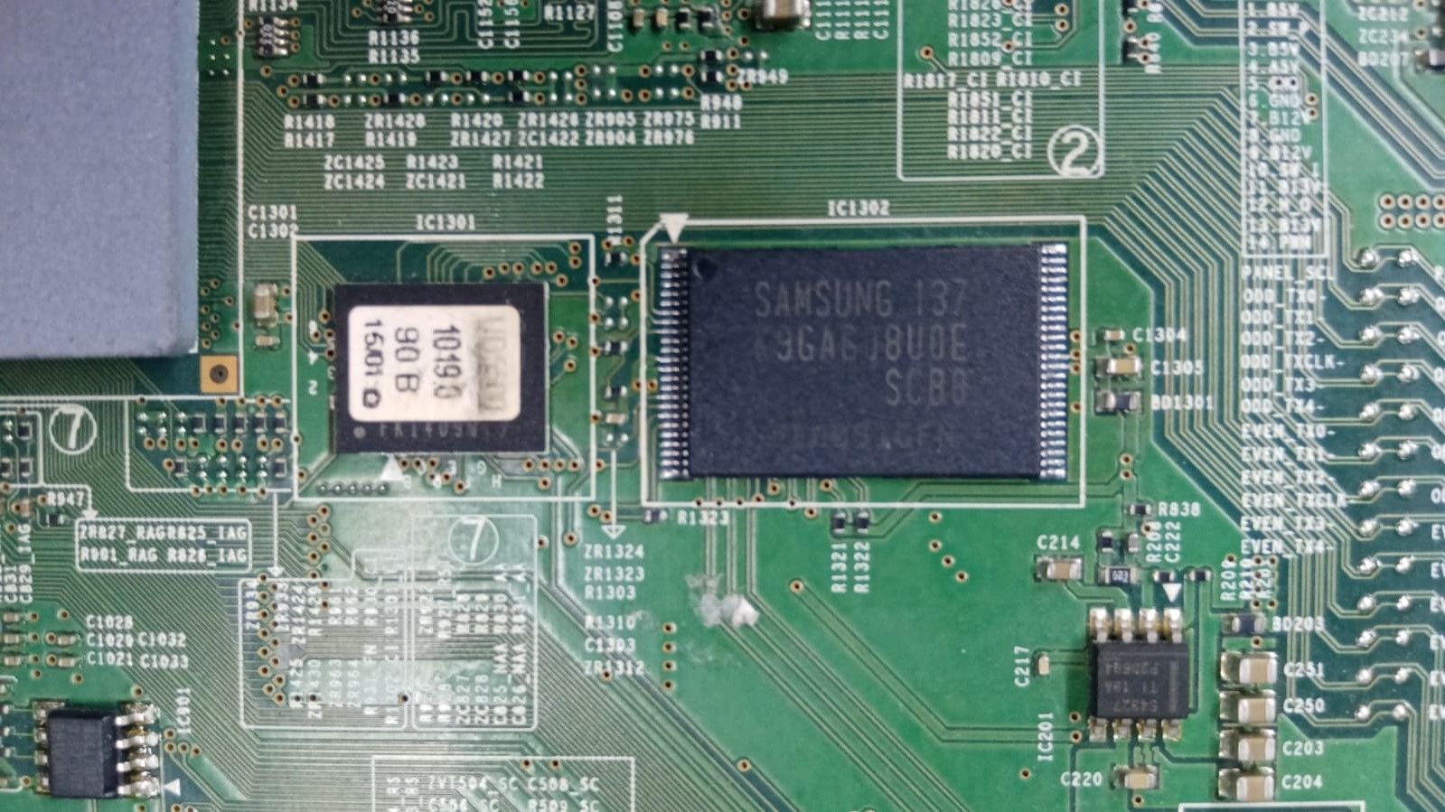 E nand. K0143-5559 микросхема. микросхема k0143. nand память. 86286k микросхема.
