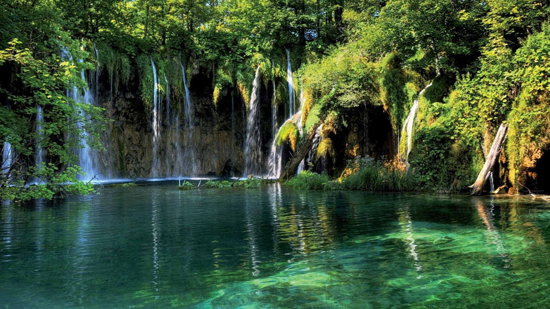 Хорватия парк Плитвицкие озёра