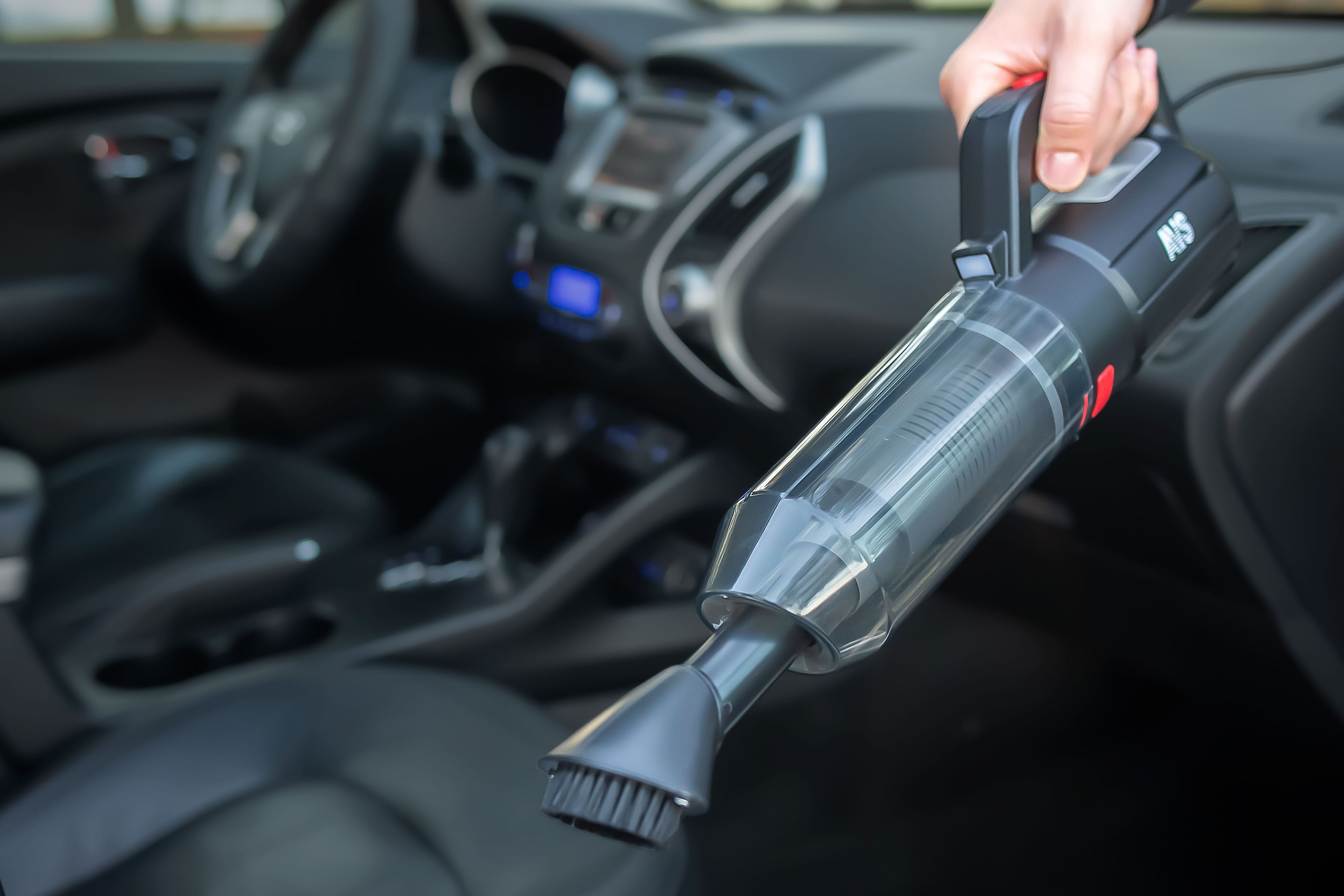 Пылесос с функцией выдува. Пылесос автомобильный avs pa-1007 с функцией выдува (6 насадок, фонарик). пылесос автомобильный avs. пылесос автомобильный avs turbo. автопылесос ручной.