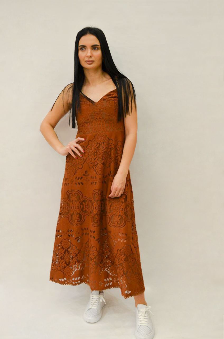 Платье из сатина для девочки. Свадебный салон будуар. Муром свадебный салон. Авито муром вечерние платья. Свадебный салон самара.