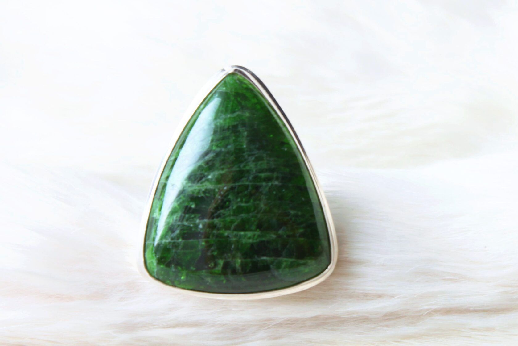 Хромдиопсидом