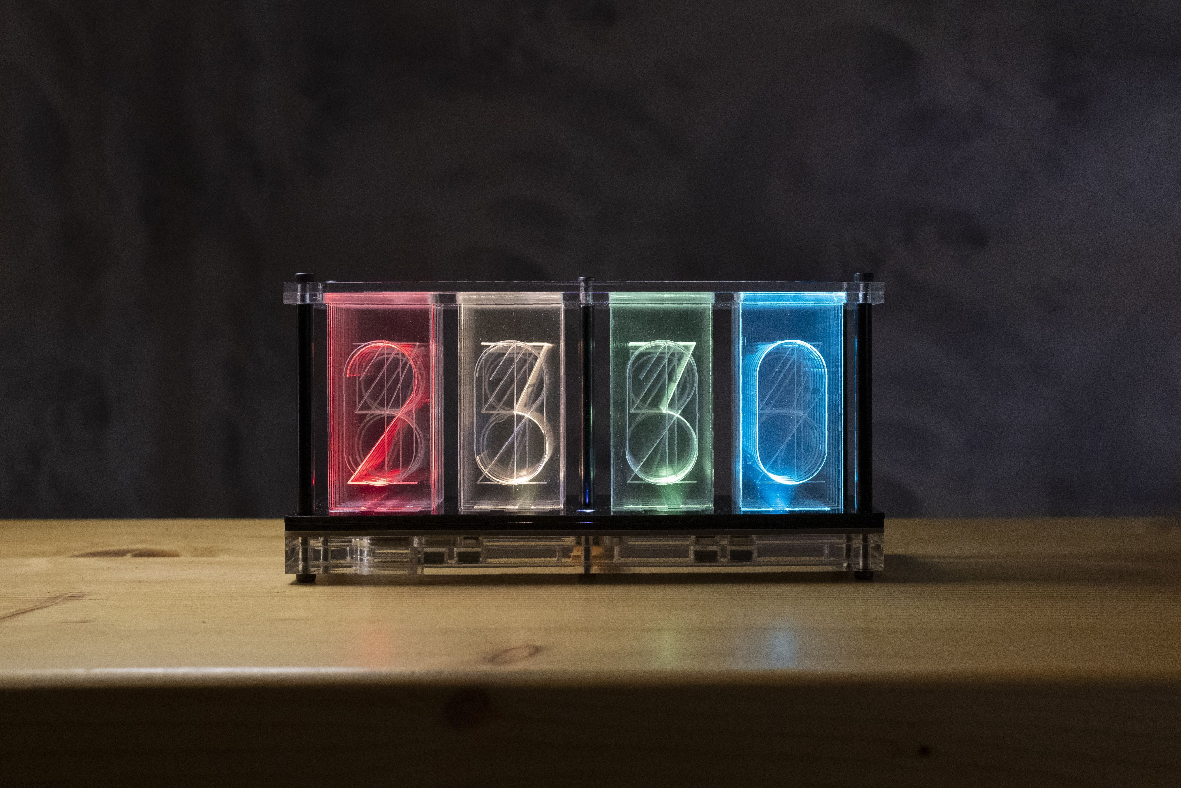 Настольныеэлектронныесветодиодныецифровыечасы"NixieClock"сLED(RGB)подсветкойвстилегазоразрядныхиндикаторовNixieTube,программируемыйконструктор(программированиевсредеArduinoIDE)