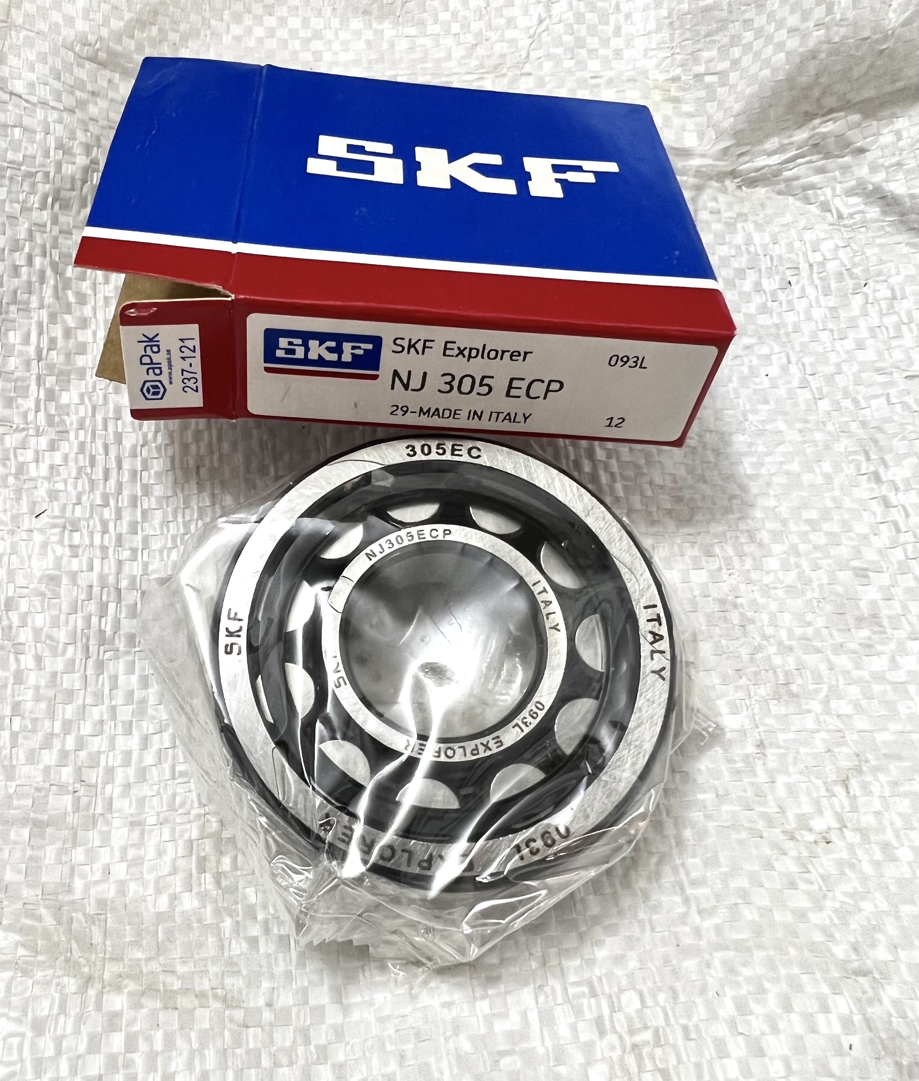 Подшипник SKF NJ 305 ECP (25x62x17 / 92305) главной передачи ЗАЗ, ЛуАЗ,  Запорожец - SKF арт. NJ305ECP - арт. NUP305-ECP - купить по выгодной цене в  интернет-магазине OZON (1131948434)