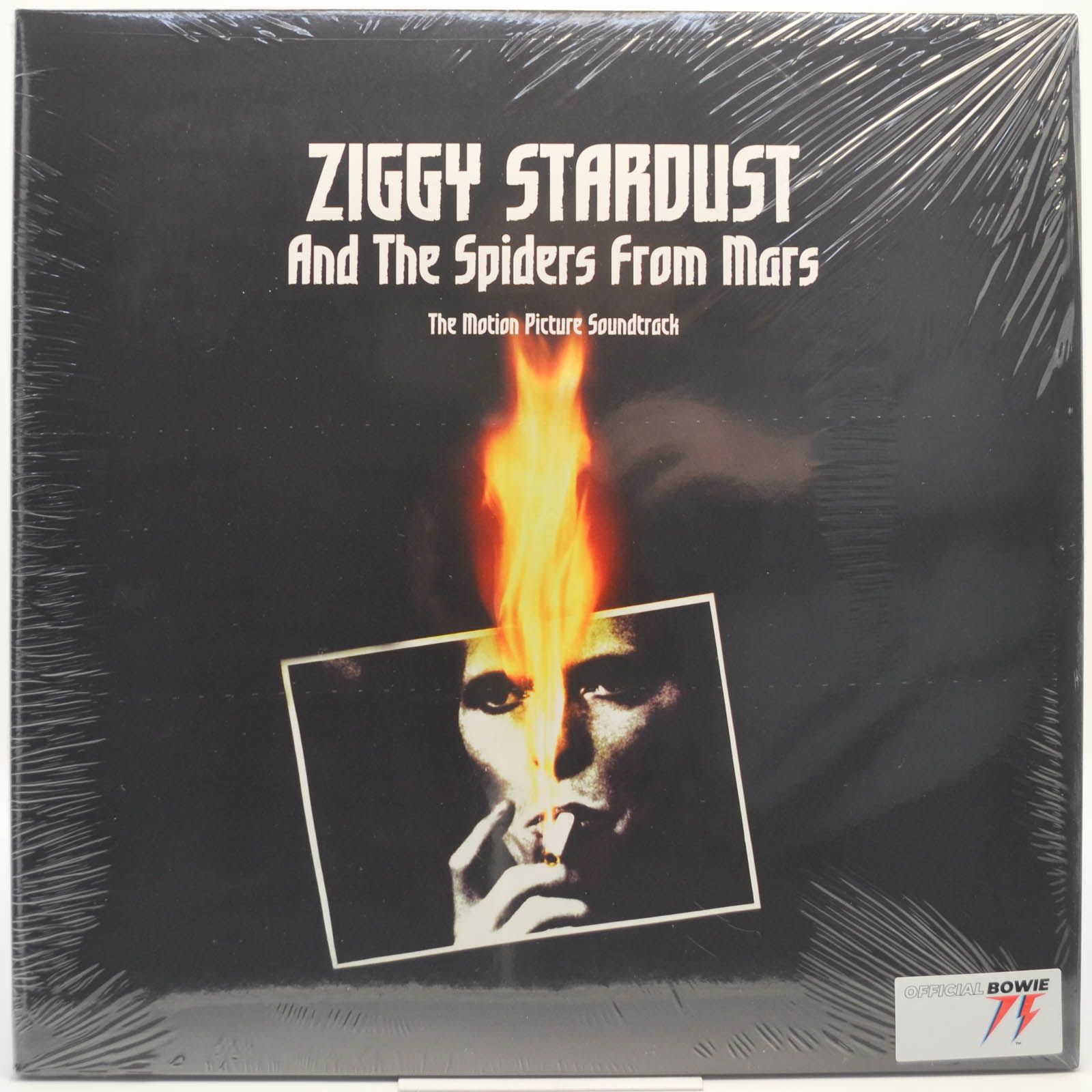 The rise and fall of ziggy stardust and the spiders. The rise and fall of ziggy stardust and the spiders from mars. David bowie the rise and fall of ziggy stardust and the spiders from mars 1972. David bowie the rise and fall of ziggy stardust and the spiders from mars. Ziggy stardust пластинка.
