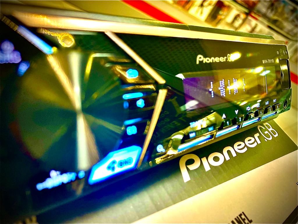 панель pioneer