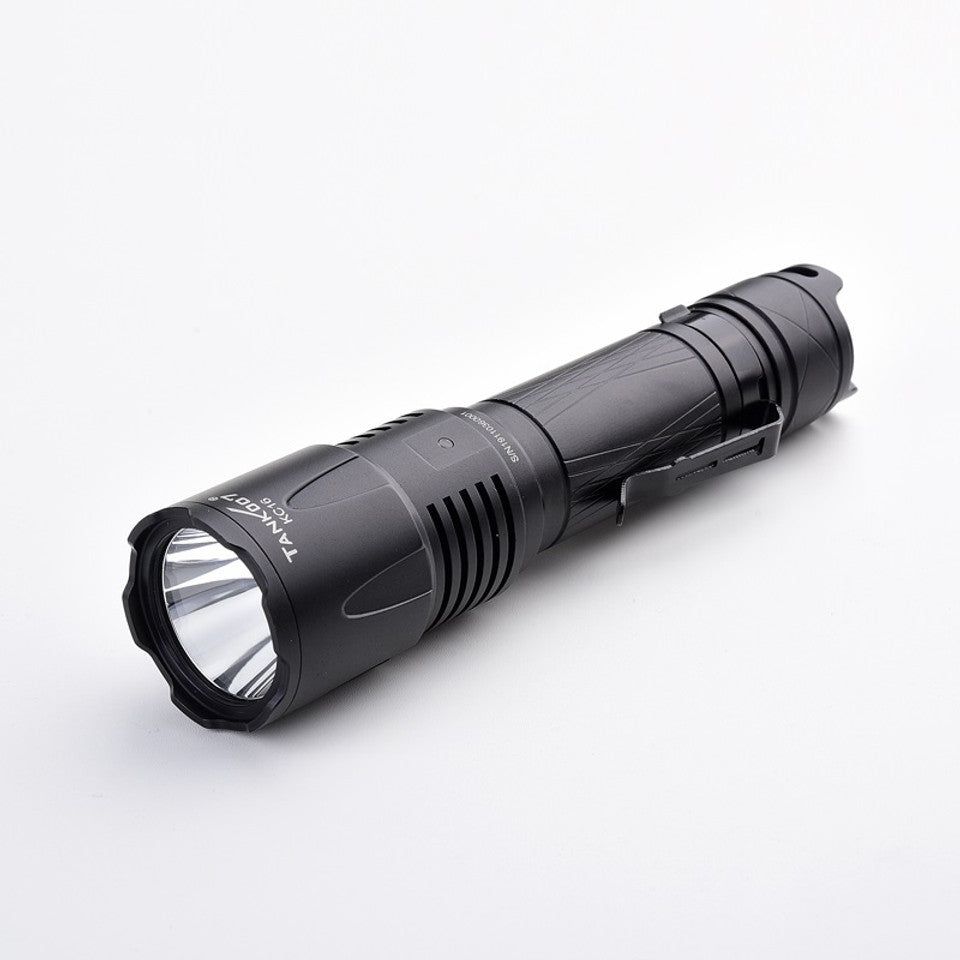 Кц 16. Фонарь длинный. Фонарик светодиодный длинный. Фанрик танк. Flashlight zl-200630016520.8.