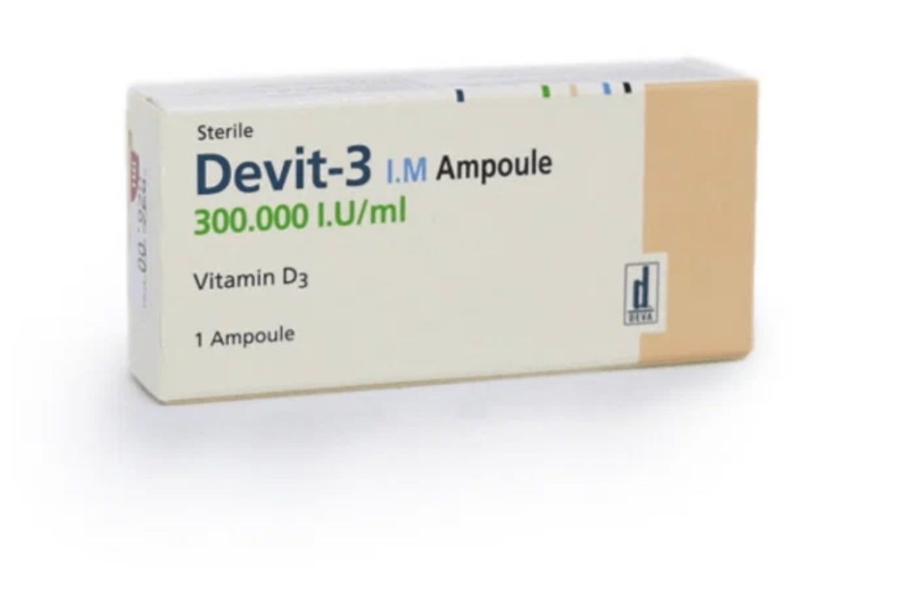 Инъекции д3. Витамин д3 Devit 3. Девит витамин д3 в ампулах. Витамин д3 Devit-3 300 000 i.u. / 1 мл. Витамин д 3000 ед Турция ампула Devit-3.