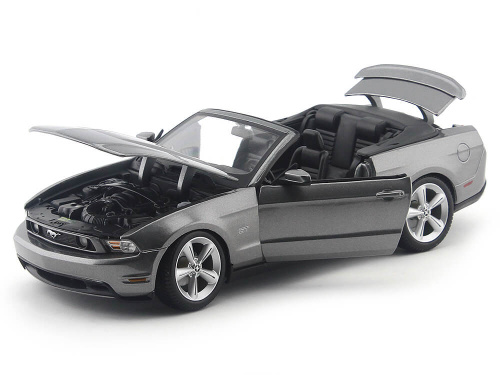 Maisto Ford Mustang 1 18