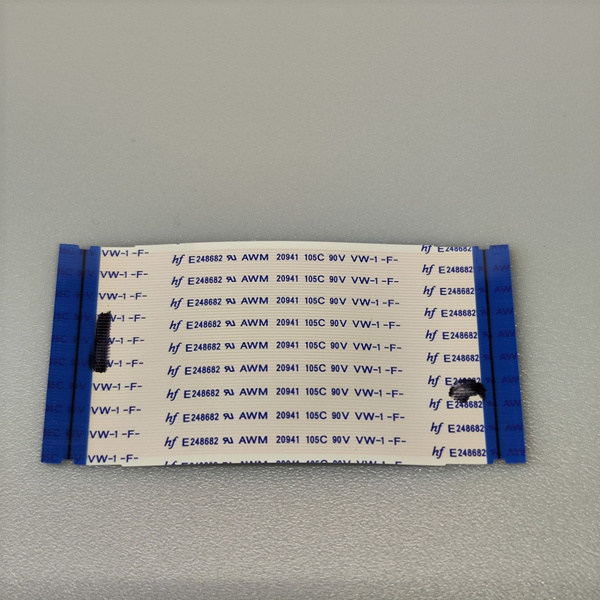 Nappe connecteur / LVDS Cable modèle HF 248682 AWM 20941 pour
