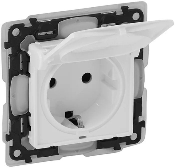 Розетка одинарная Legrand "Valena Life Diy", с заземлением, с защитными ...