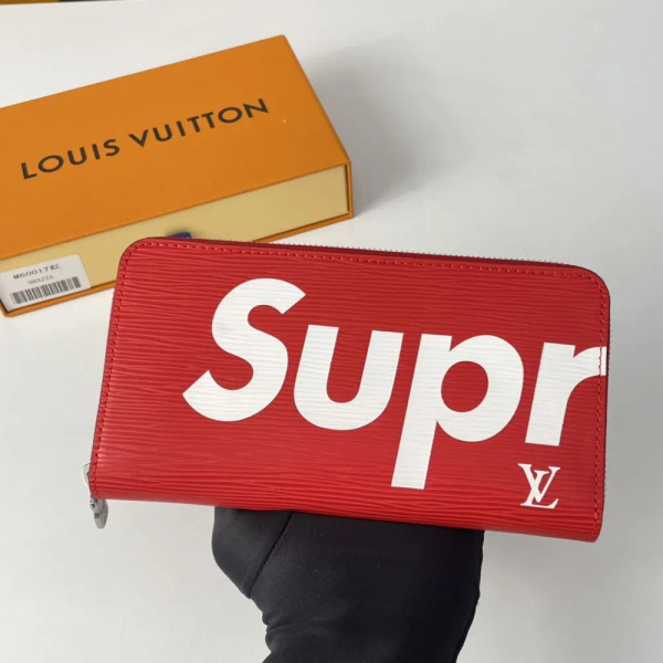 Кошелек дорожный Louis Vuitton - купить с доставкой по выгодным ценам в ...