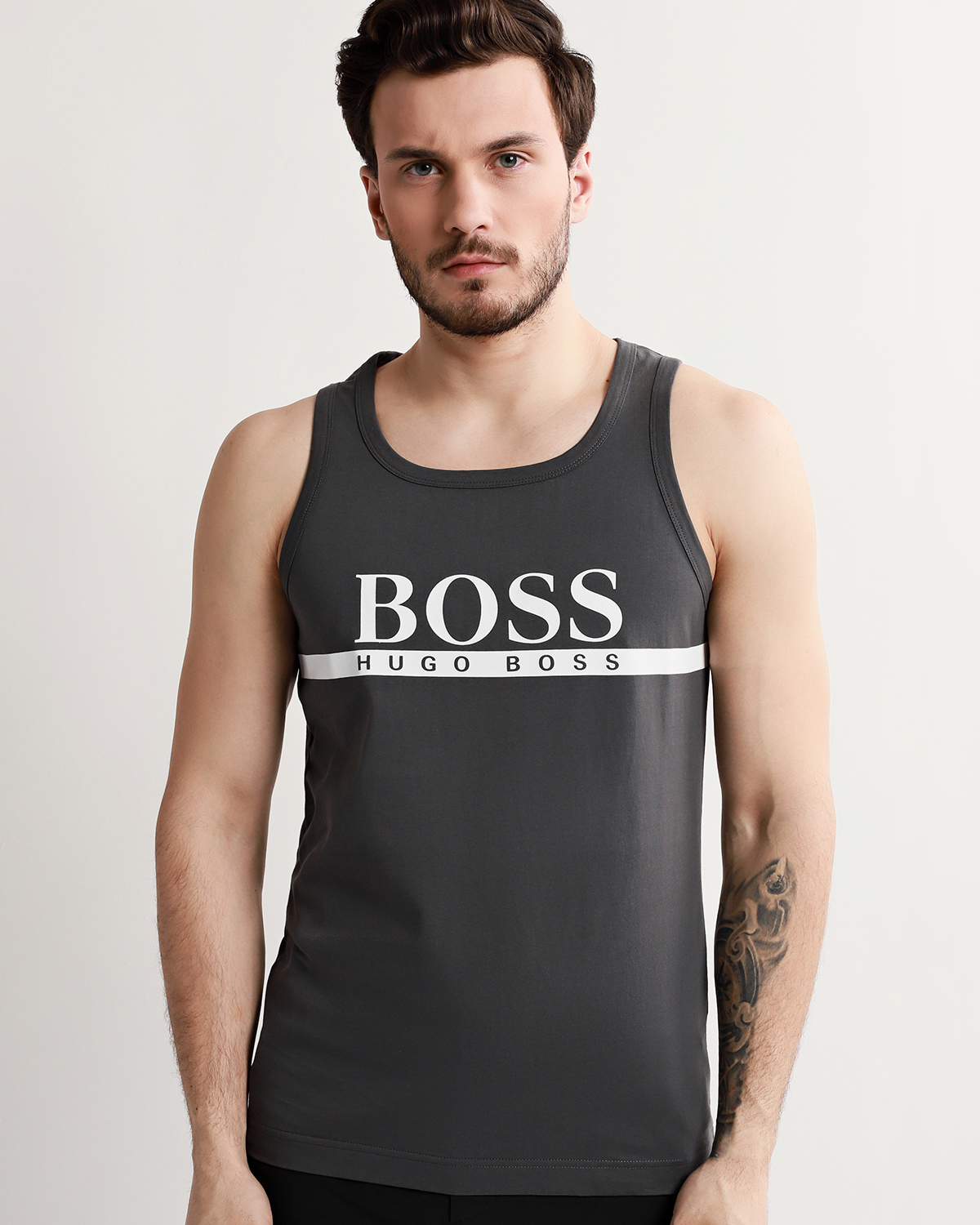 Купить футболку hugo. Майка Boss Hugo Boss. Футболка Boss Hugo Boss. Футболка Hugo Boss 2022. Майки Хуго босс мужские.
