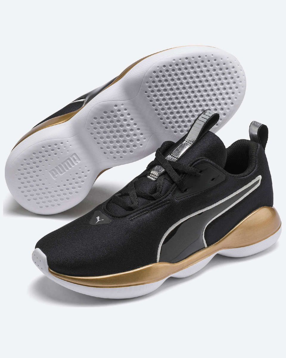 metallic pumas