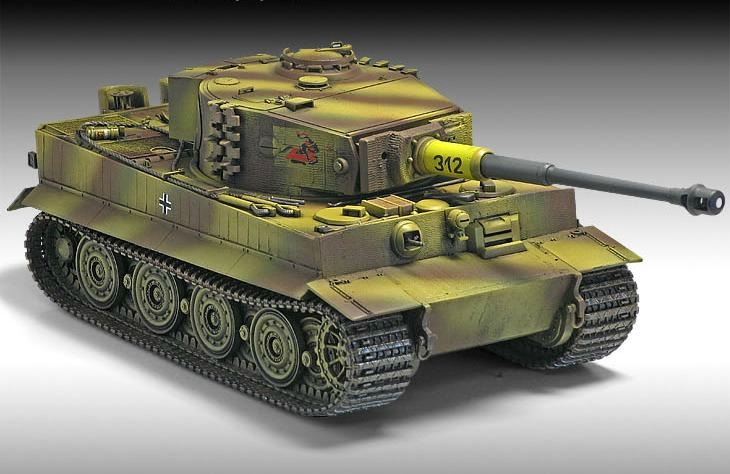 Сборная модель Zvezda *Советский средний танк Т-34 85 (обр. 1944г)* - 3687з детс