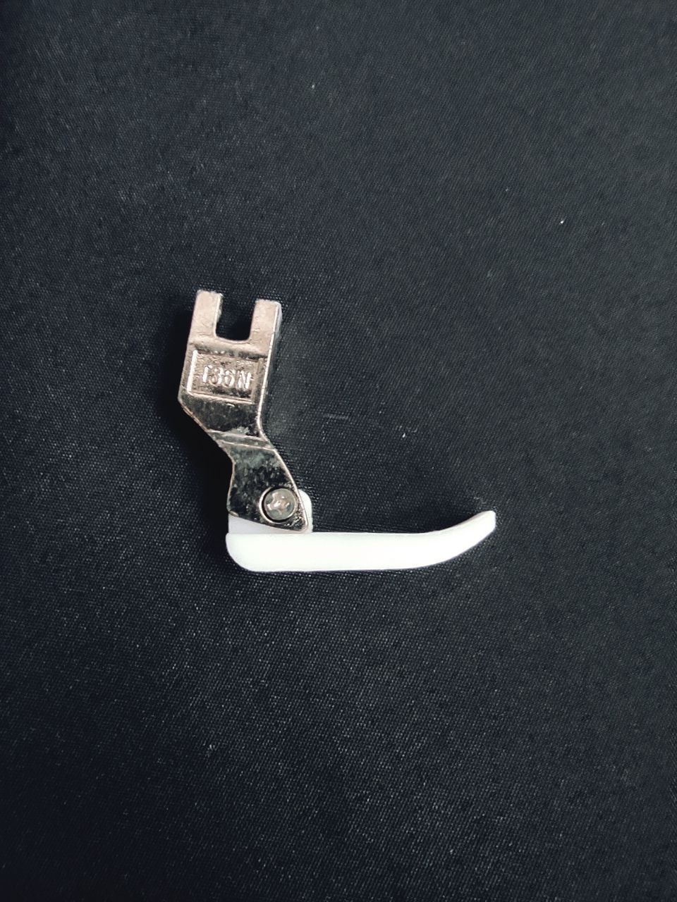 Однорожковая лапка для швейной