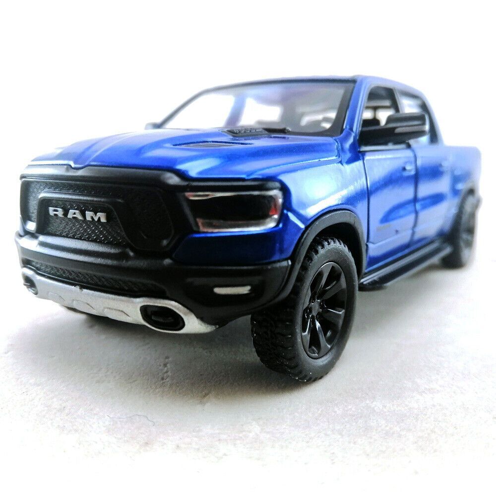 Машинка металлическая Додж Рам Dodge Ram 1500 2019 Kinsmart 1:46 5413DKT  инерционная, цвет Синий - купить с доставкой по выгодным ценам в  интернет-магазине OZON (963164789)