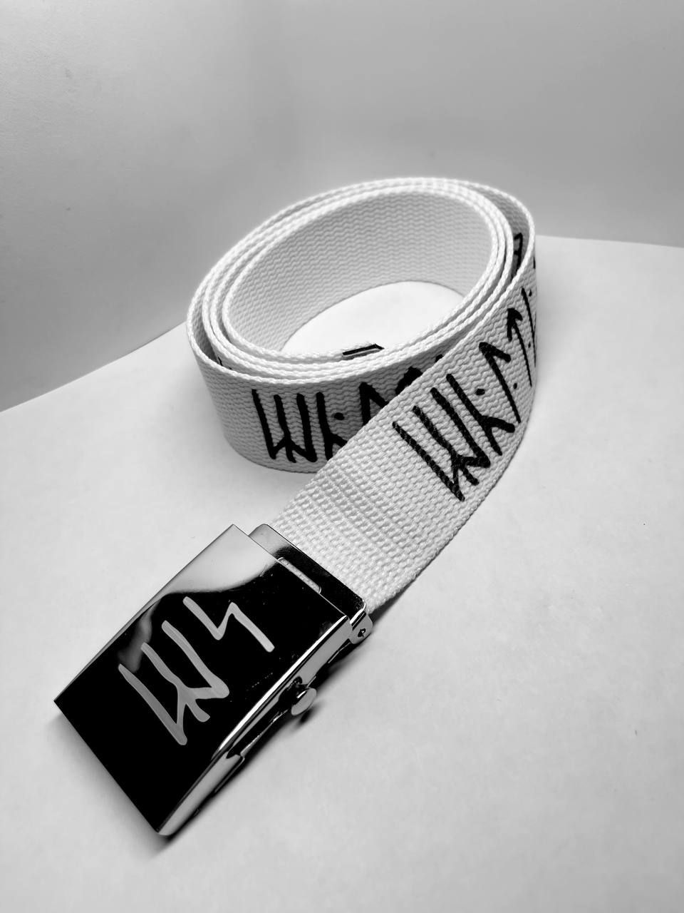 Ремень karl lagerfeld. Ремень руны. Ремень thor steinar rune. Ремень руны. Thor steinar ремень.