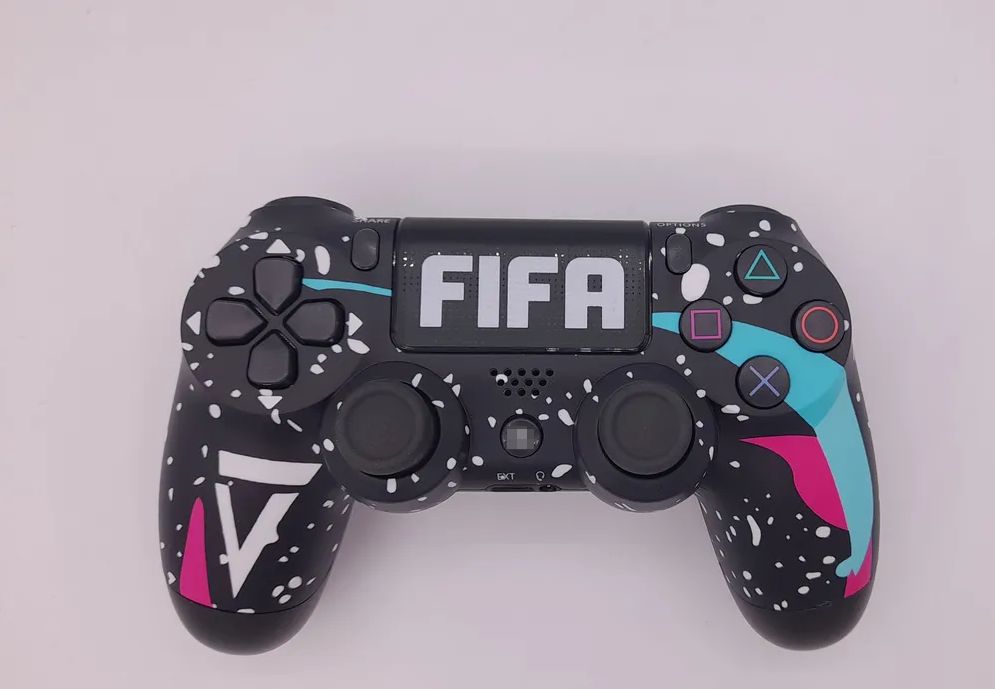 Беспроводной Bluetooth Геймпад Dualshock 4 для PlayStation 4 Черный с принтом FIFA / PS4 / Android / iOS / Блютуз Джойстик Дуалшок 4