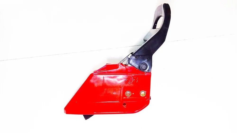 Крышка тормоза бензопилы партнер 350. Крышка тормоза в сборе для бензопилы. Крышка тормоза в сборе для бензопилы. Крышка тормоза на китайскую бензопилу 3800. Крышка тормоза в сборе для бензопилы.