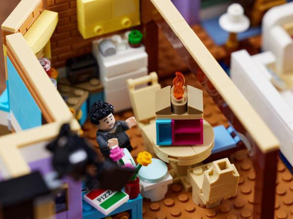 лего Creator Expert серия, LEGO 10292 Квартиры героев сериала Друзья ...