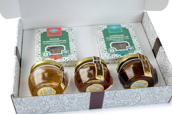 Подарочный набор БАШКИРСКИЕ ПАСЕКИ "Куштанаш 3", мед, чай, 660 гр ...