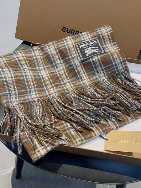 Шарф Burberry - купить с доставкой по выгодным ценам в интернет ...