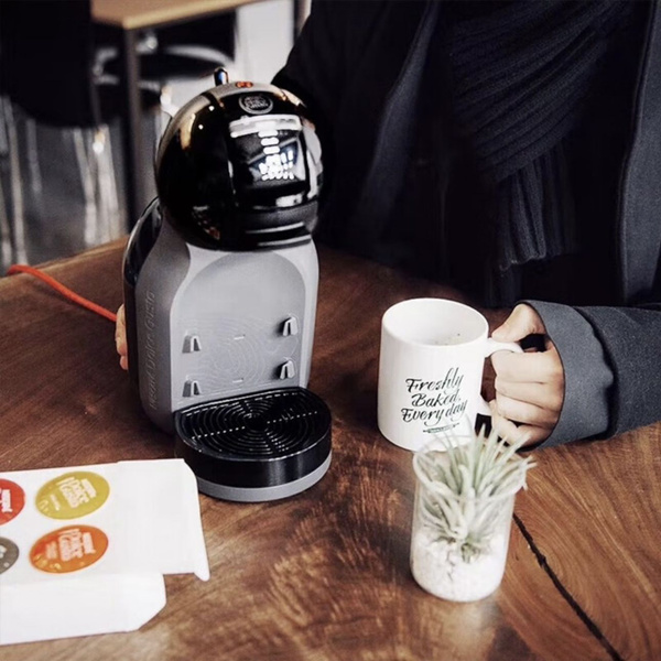 Капсульная кофемашина Nescafe Dolce Gusto Mini Me, черный, серый купить ...