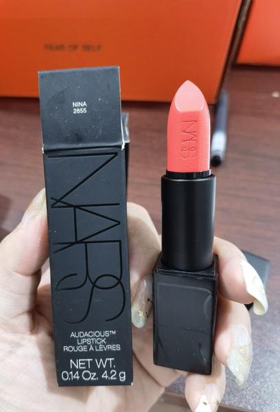 NARS помадаNARS Помада с сатиновым покрытием - купить с доставкой по ...