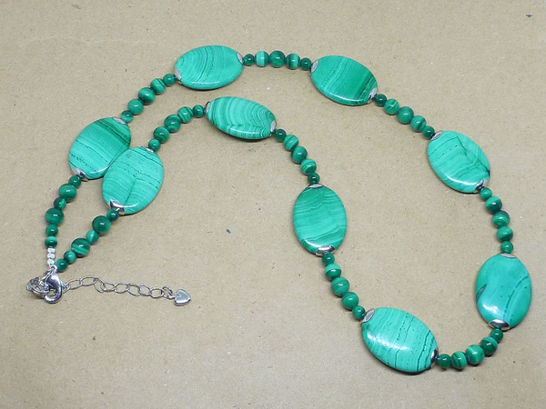 Бусы натуральный малахит - купить с доставкой по выгодным ценам в ...