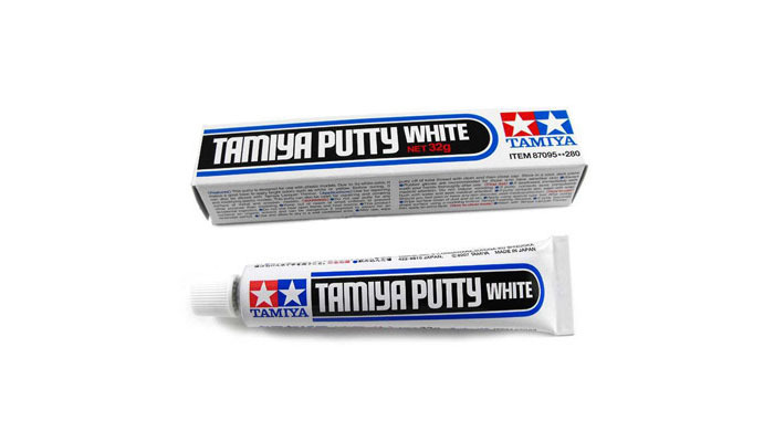 Шпаклевка блик. Tamiya Putty White. Шпаклевка для пластика белая. Шпаклевка белая, 30 гр.. Белая шпаклевка для пластика под вышкуровку.