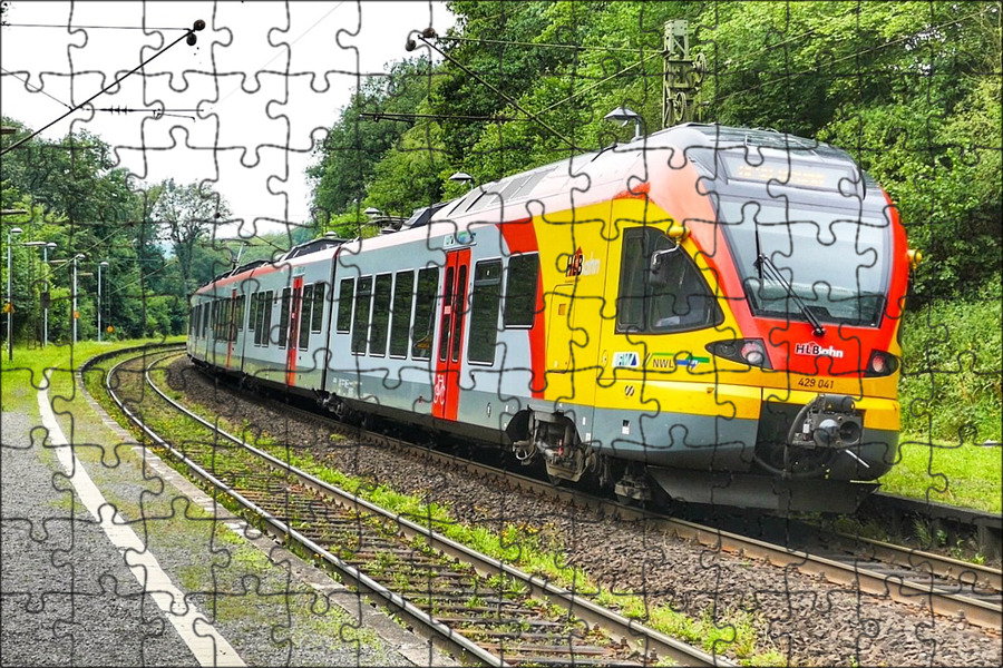 D-zug-fahren это. Поезда швейцарии узкоколейные. Zug fahren. Штадлер flirt. Поезда в европе.