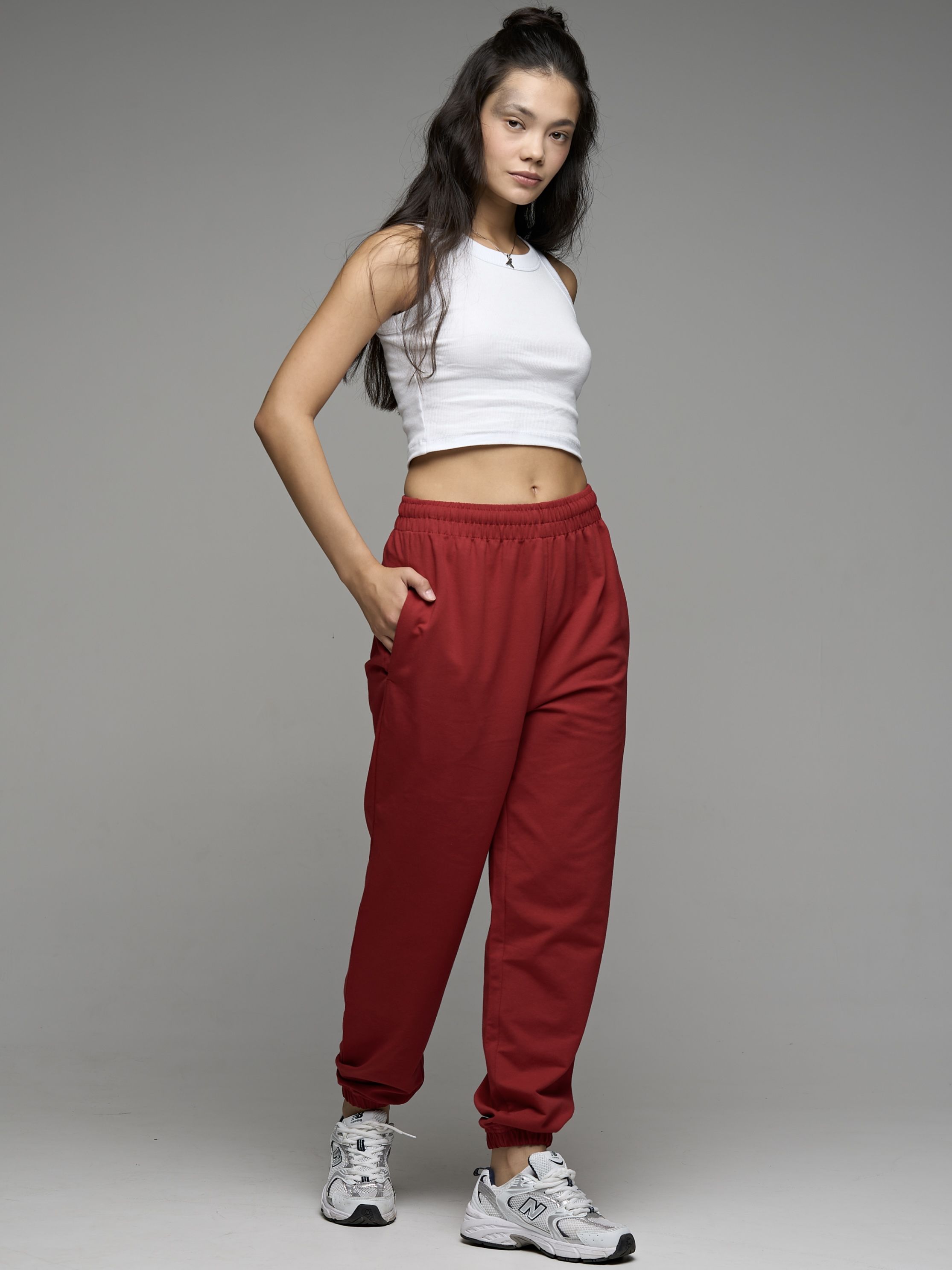 Спортивные штаны женские оверсайз