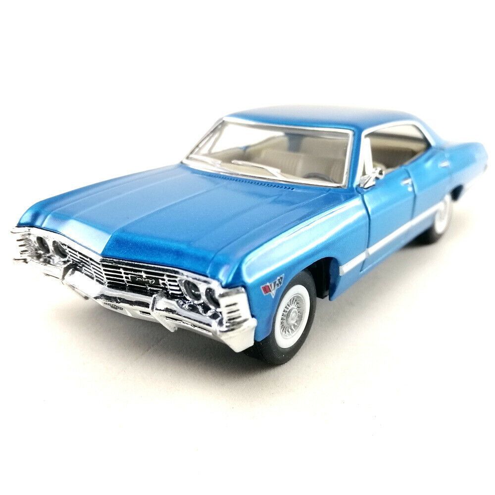 МашинкаметаллическаяKinsmart1:431967ChevroletImpala(ШевролеИмпалаВинчестеров)5418DKTинерционная,двериоткрываются/Голубой