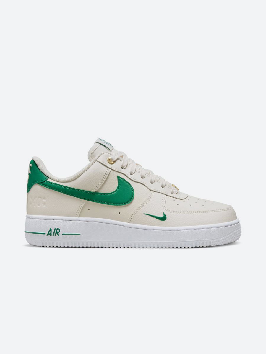 Nike Wmns Air Force 1 07 Se