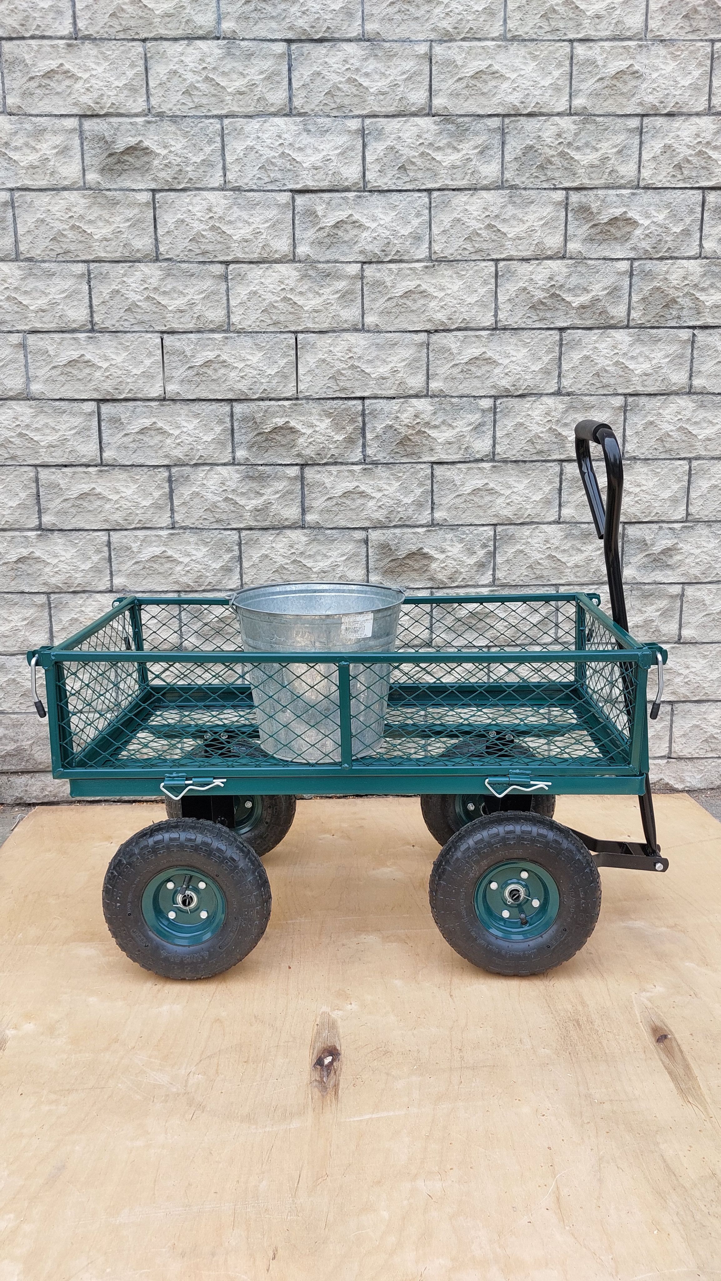 Тележка садовая бортовая NORD GARDEN CART четырех колесная 100кг/120л.