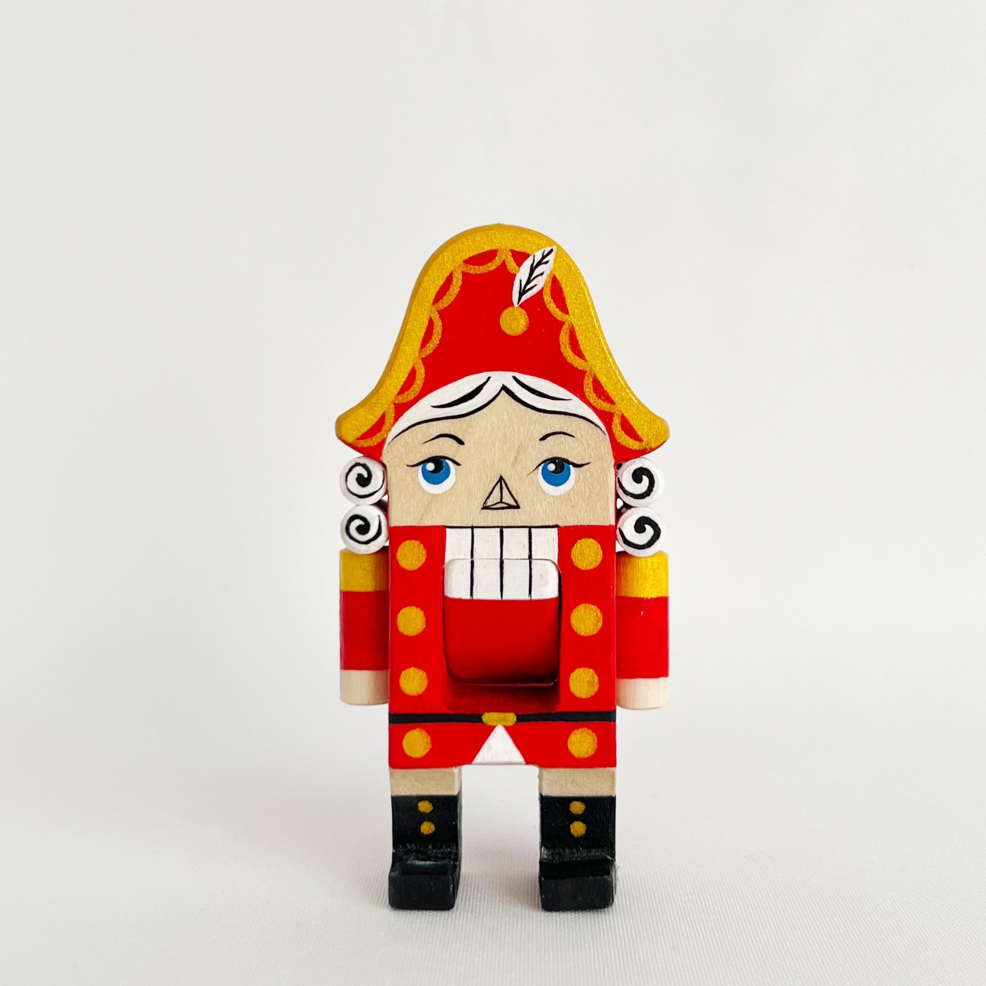 елочная игрушка подвеска щелкунчик белый 18 см. балет щелкунчик краснодар 2007. гф-299 элита. щелкунчик на елочном шаре. подвеска щелкунчик 8,5см.