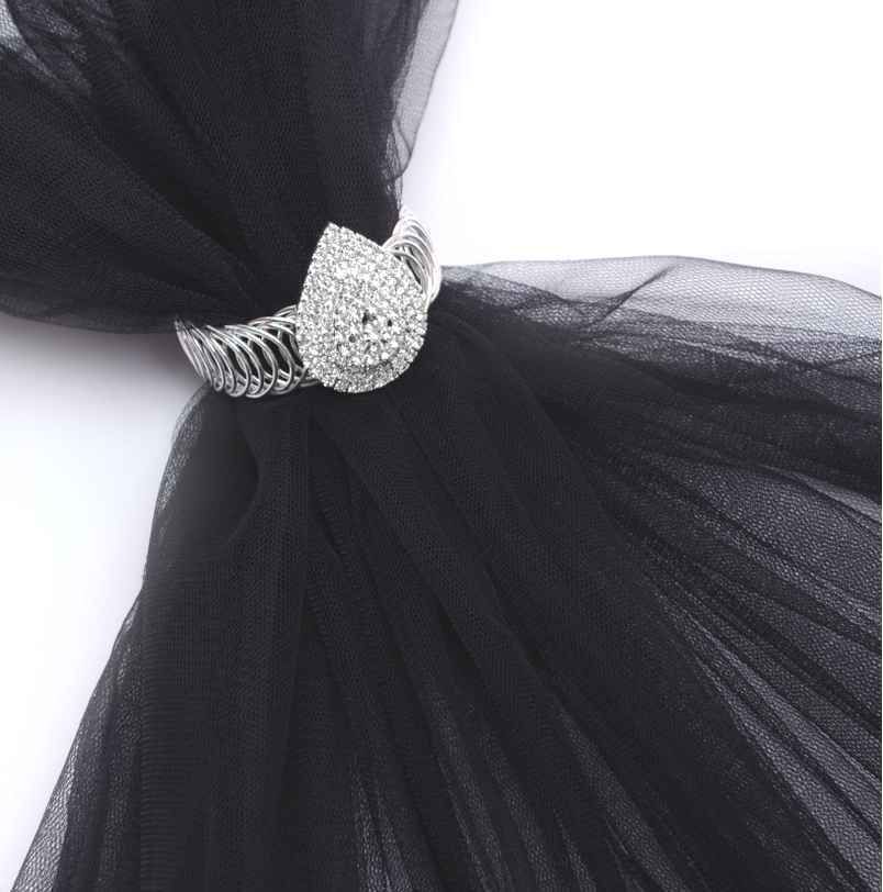 Черный фатин. Фатин черный. Фатин черный. Фатин черный мягкий. Черный фатин.